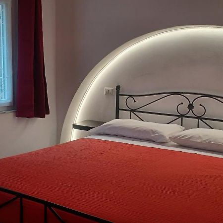 Bed and Breakfast Le Quattro Stagioni à Gênes Extérieur photo