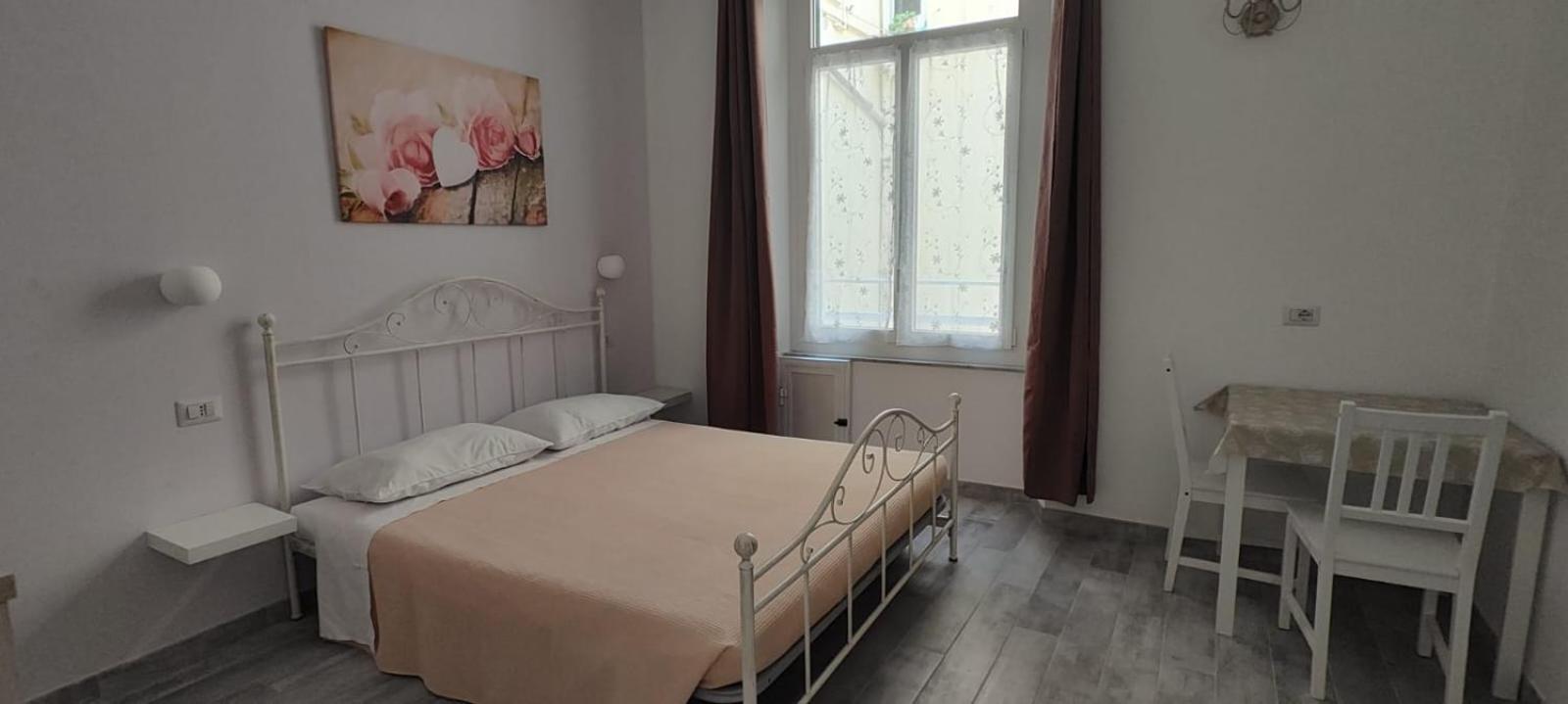 Bed and Breakfast Le Quattro Stagioni à Gênes Extérieur photo